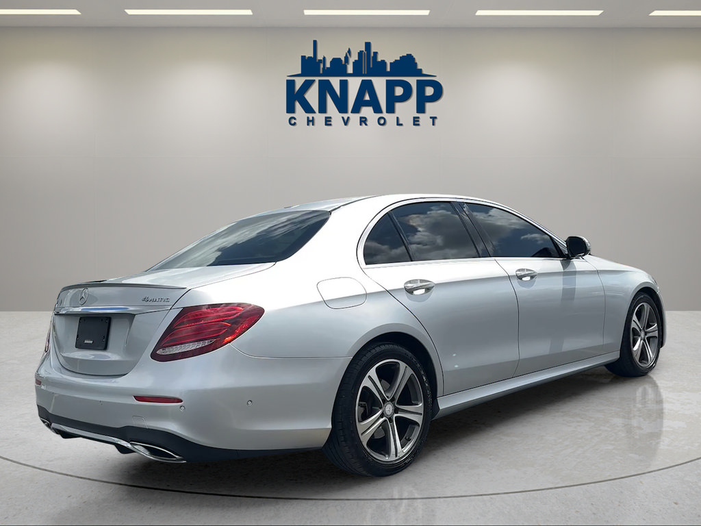Used 2017 Mercedes-Benz E 300 4MATIC image 5