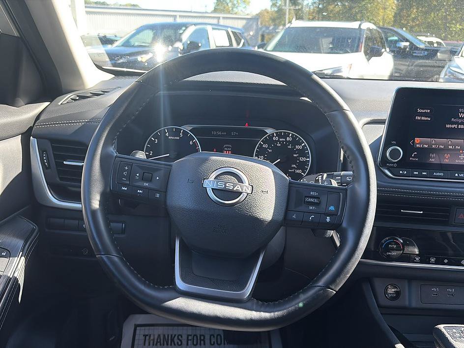 Certified 2025 Nissan Rogue SV AWD/4WD image 29