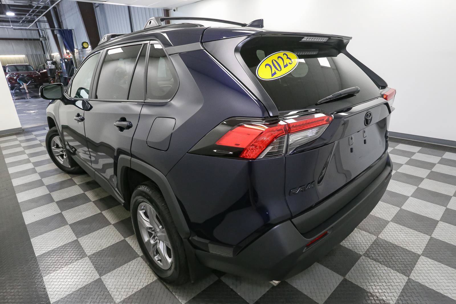 Used 2023 Toyota RAV4 XLE w/ Convenience Package AWD/4WD image 9