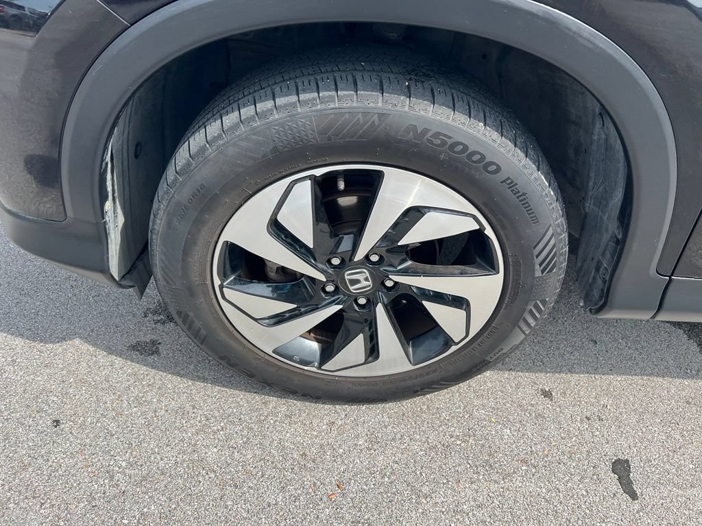 Used 2016 Honda CR-V Touring image 11