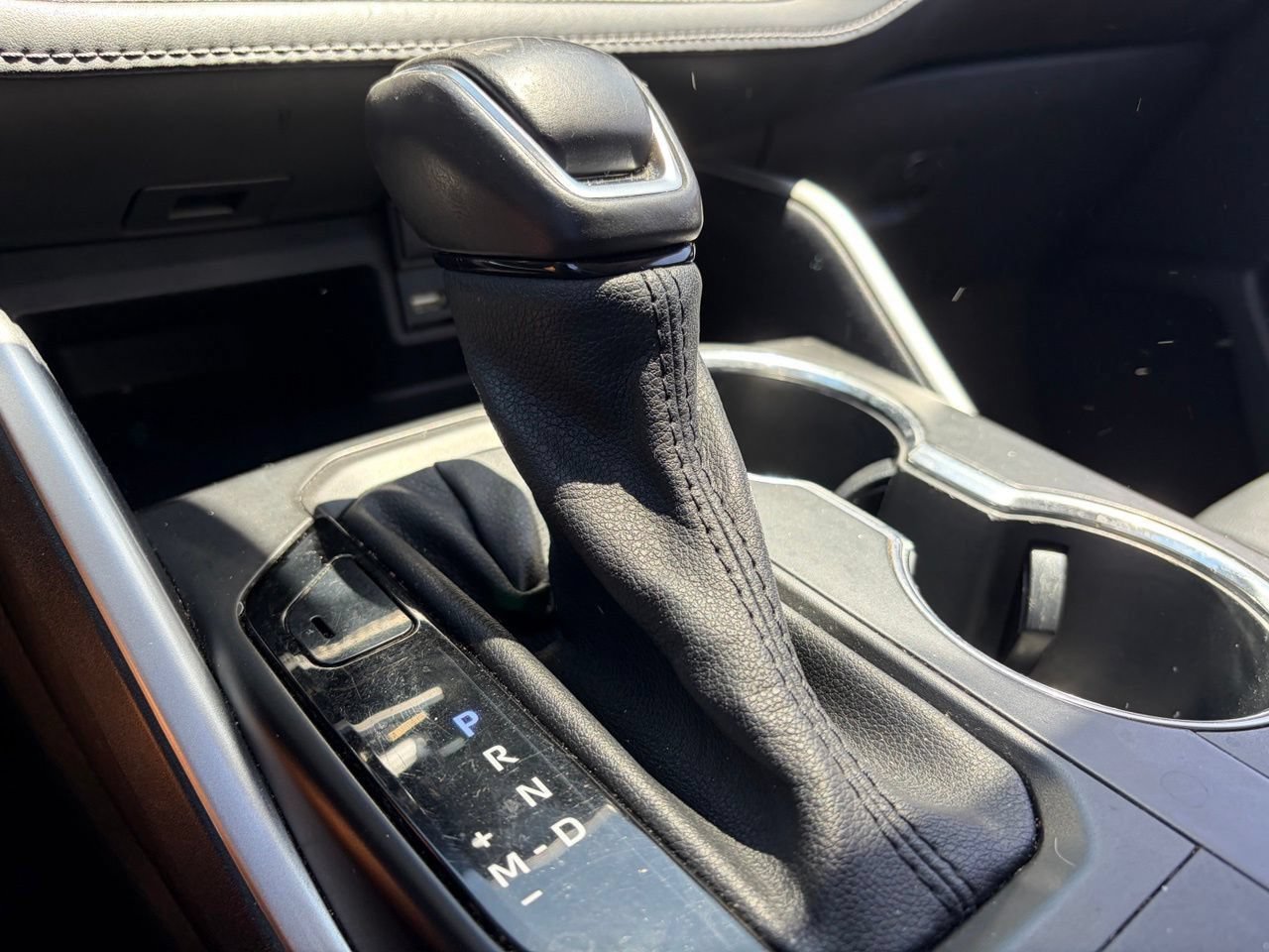 Used 2021 Toyota Highlander XLE FWD image 9