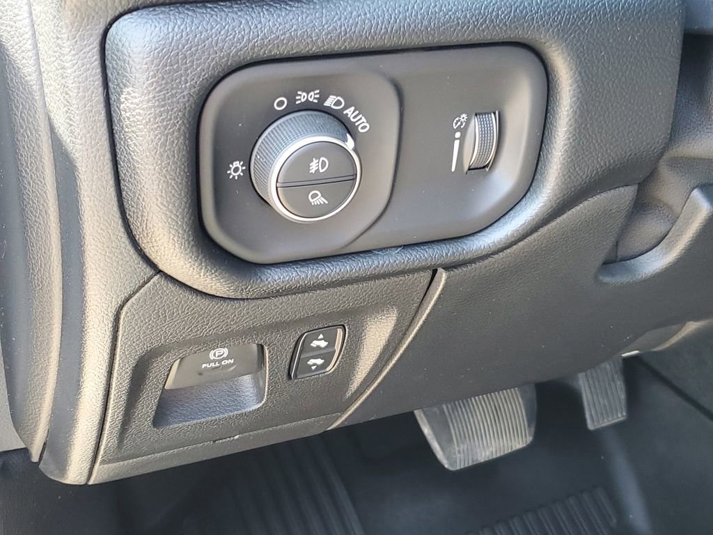 Used 2020 RAM 1500 Rebel w/ Leather & Sound Group w/ 2_W AWD/4WD image 9