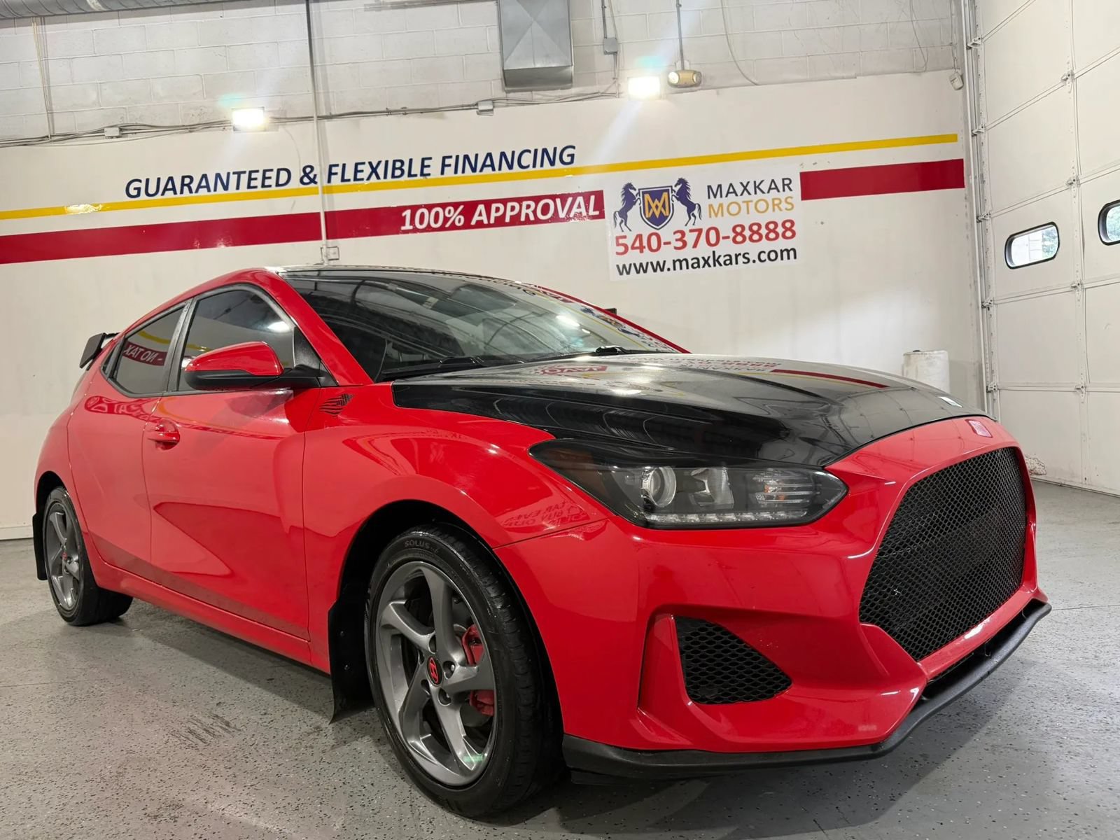 Used 2019 Hyundai Veloster 2.0 FWD image 1