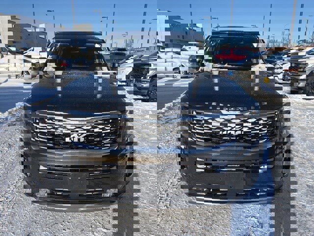 Used 2022 Kia Telluride SX image 2