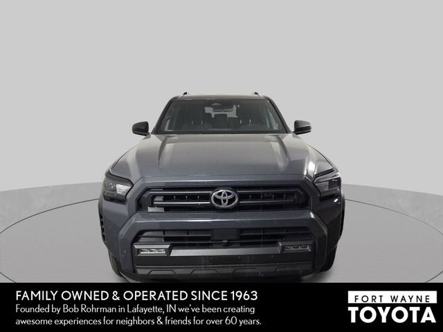 Used 2025 Toyota 4Runner SR5 AWD/4WD image 3
