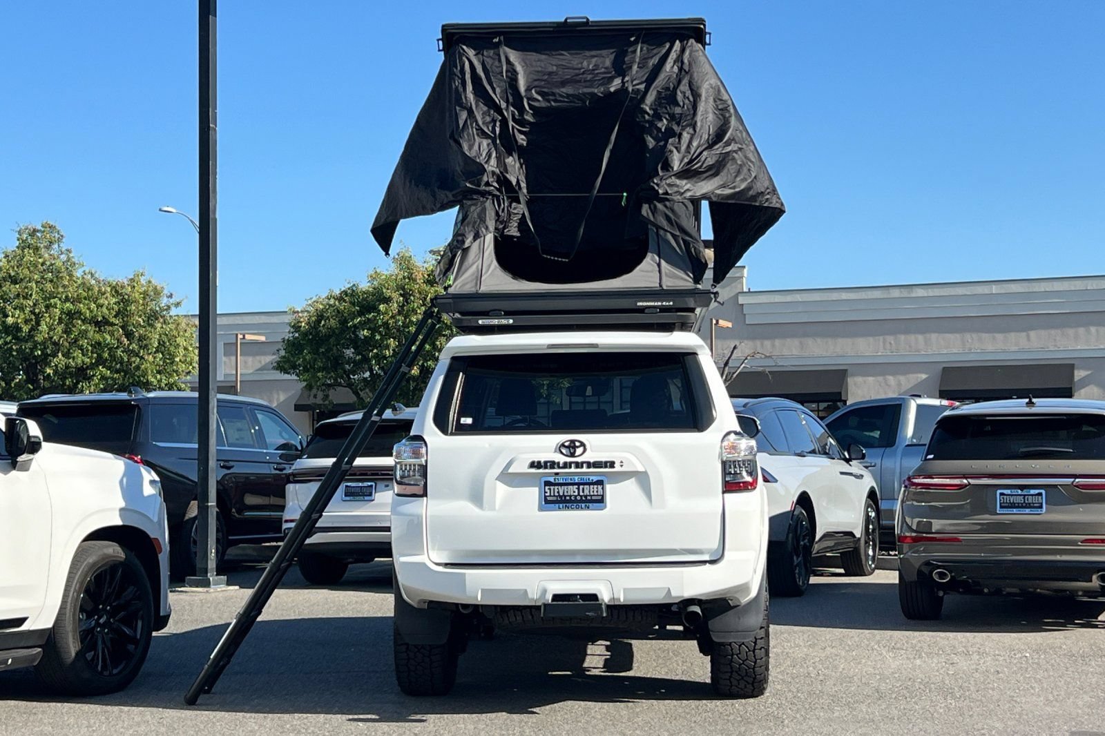 Used 2023 Toyota 4Runner SR5 Premium w/ Moonroof Package AWD/4WD image 30