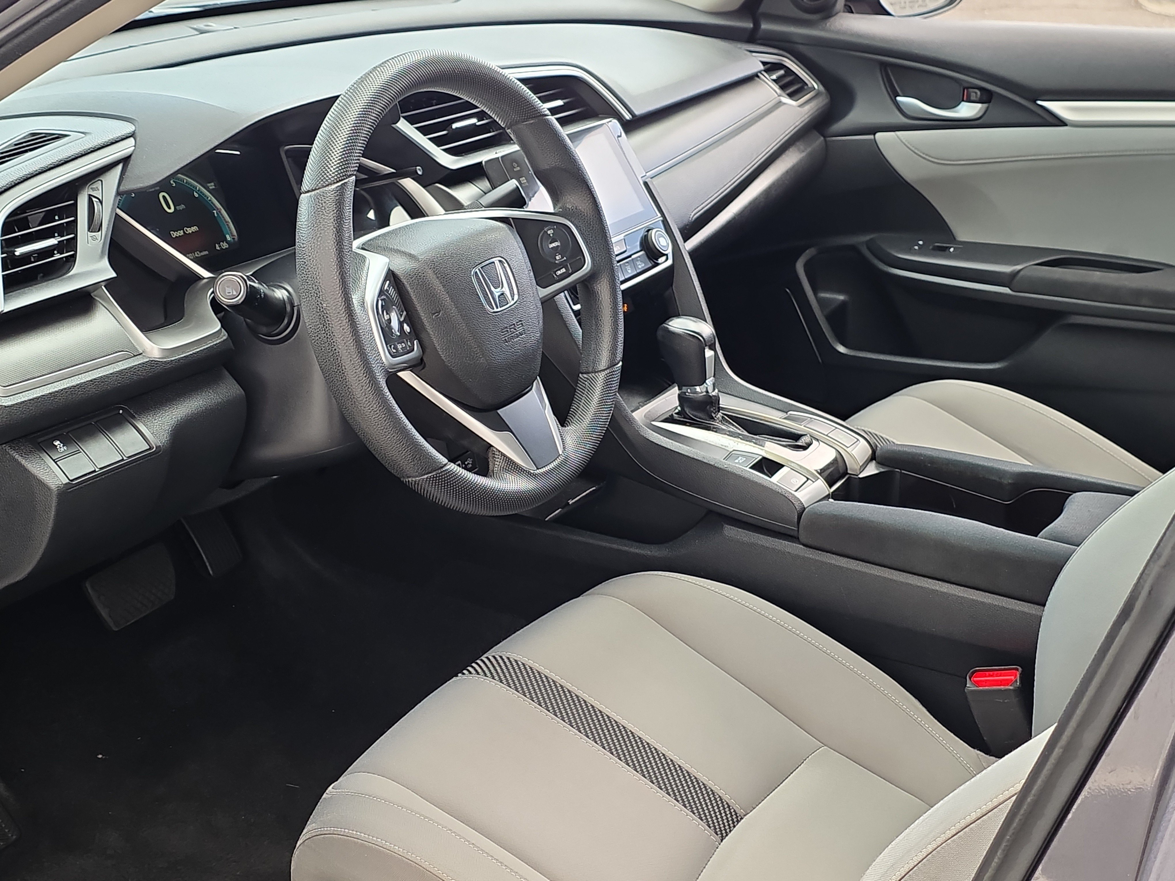 Used 2018 Honda Civic EX image 10