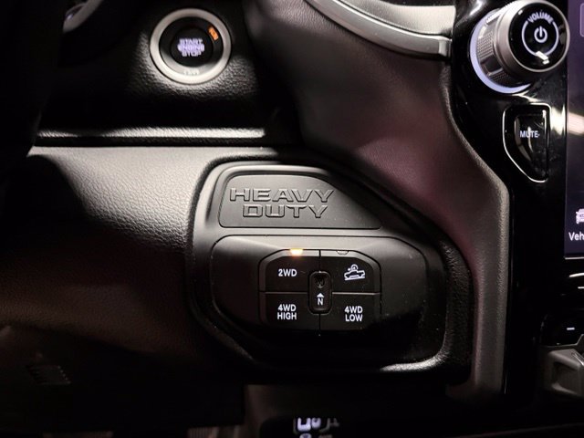 Used 2025 RAM 2500 Big Horn AWD/4WD image 30