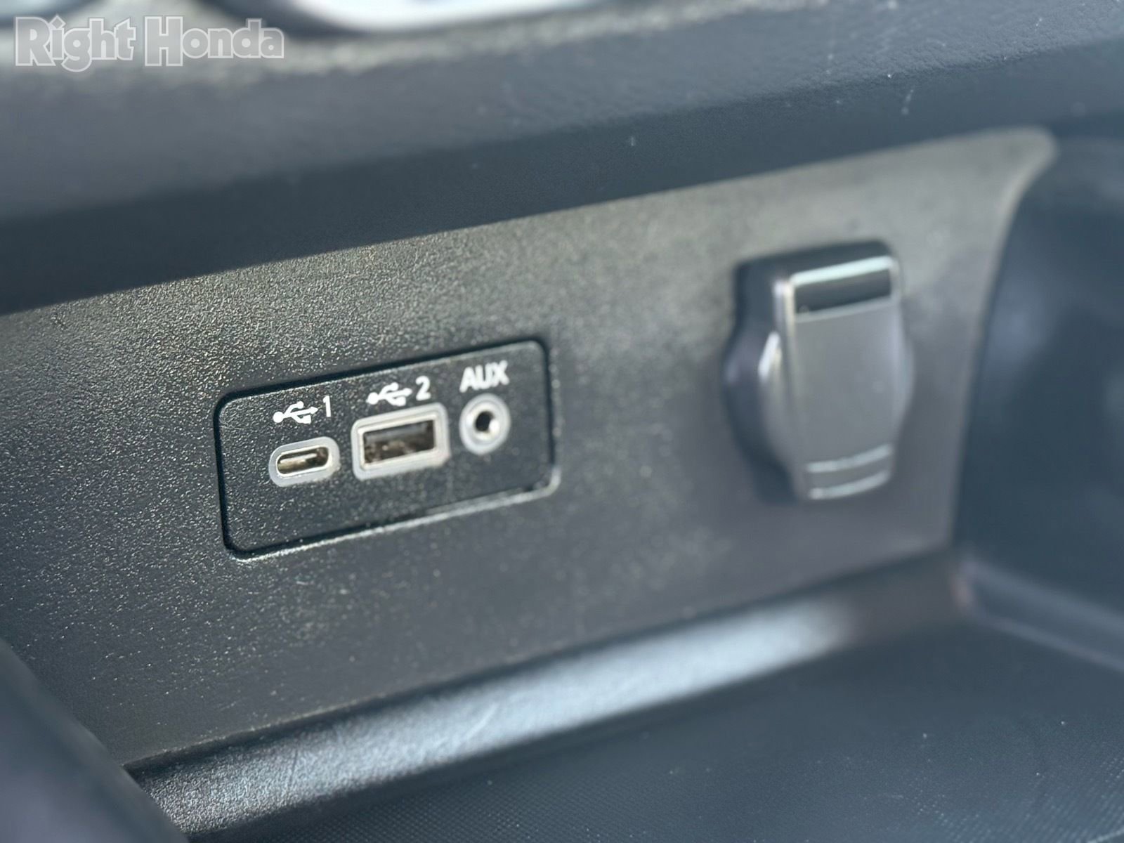 Used 2024 Nissan Altima 2.5 SR image 23