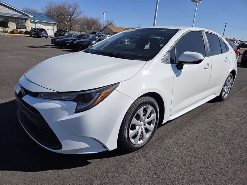 Used 2024 Toyota Corolla LE FWD image 7