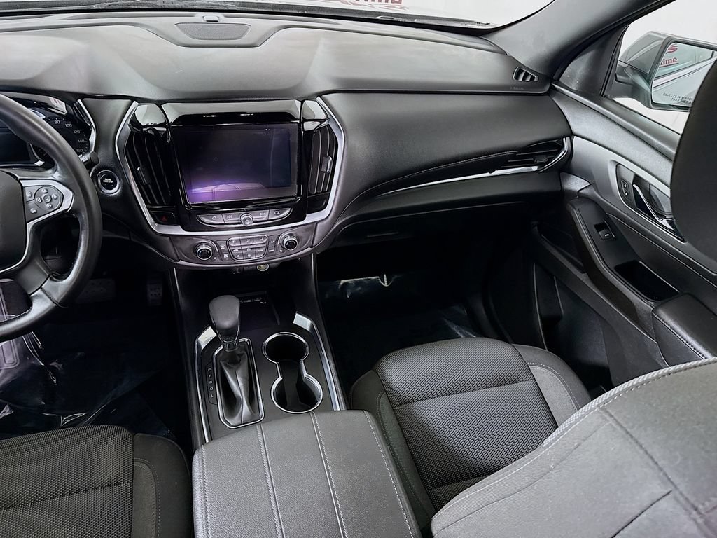 Used 2023 Chevrolet Traverse LT w/ Rear Camera Mirror Package AWD/4WD image 26