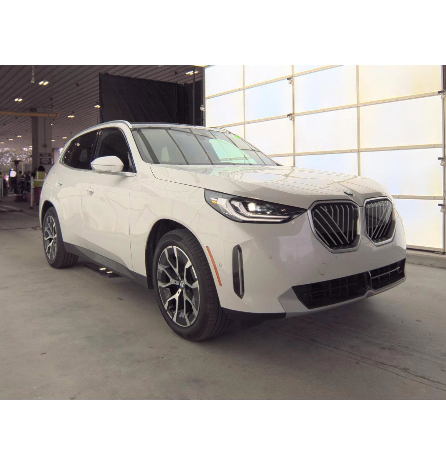 Used 2025 BMW X3 xDrive30i video 3