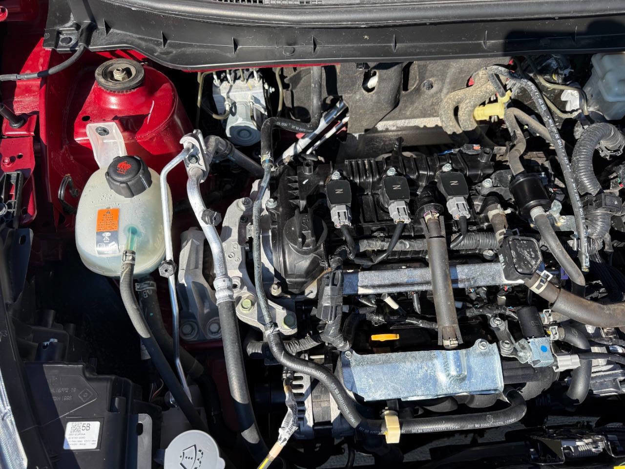 Used 2022 Nissan Kicks SR w/ Interior Electronics Package image 12