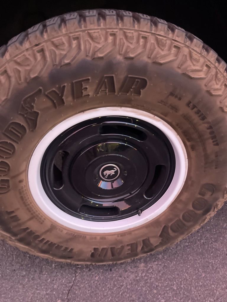 Used 2024 Ford Bronco Heritage Edition AWD/4WD image 10