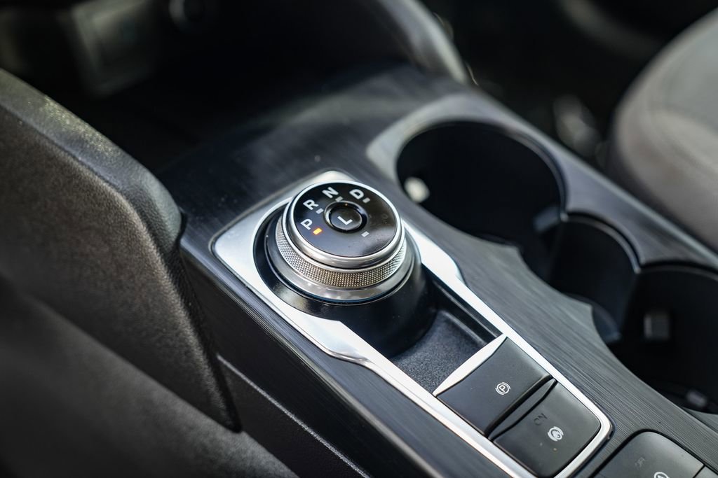 Used 2020 Ford Escape S image 22