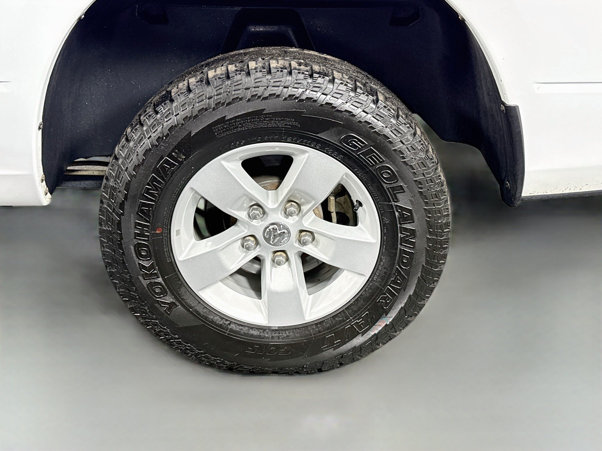 Used 2023 RAM 1500 Classic SLT w/ Electronics Group AWD/4WD image 36