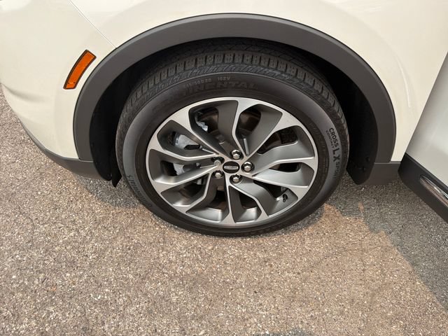 Certified 2023 Lincoln Nautilus Reserve AWD/4WD image 31