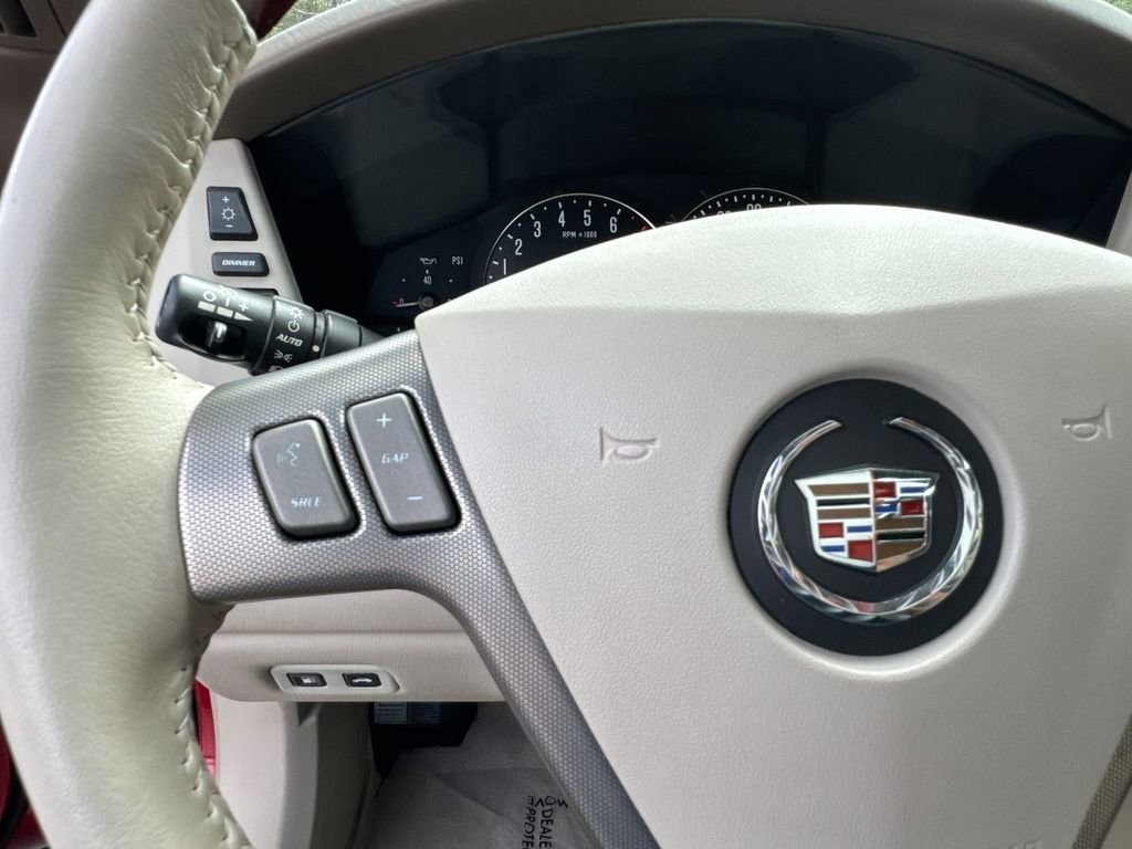 Used 2005 Cadillac XLR image 17