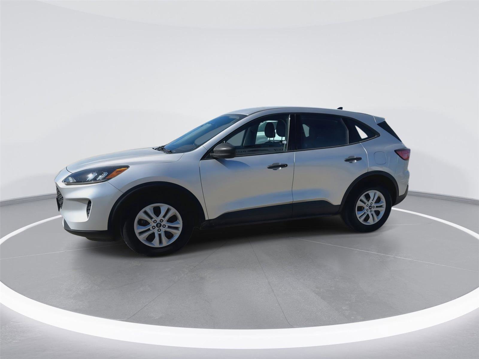 Certified 2020 Ford Escape S image 5