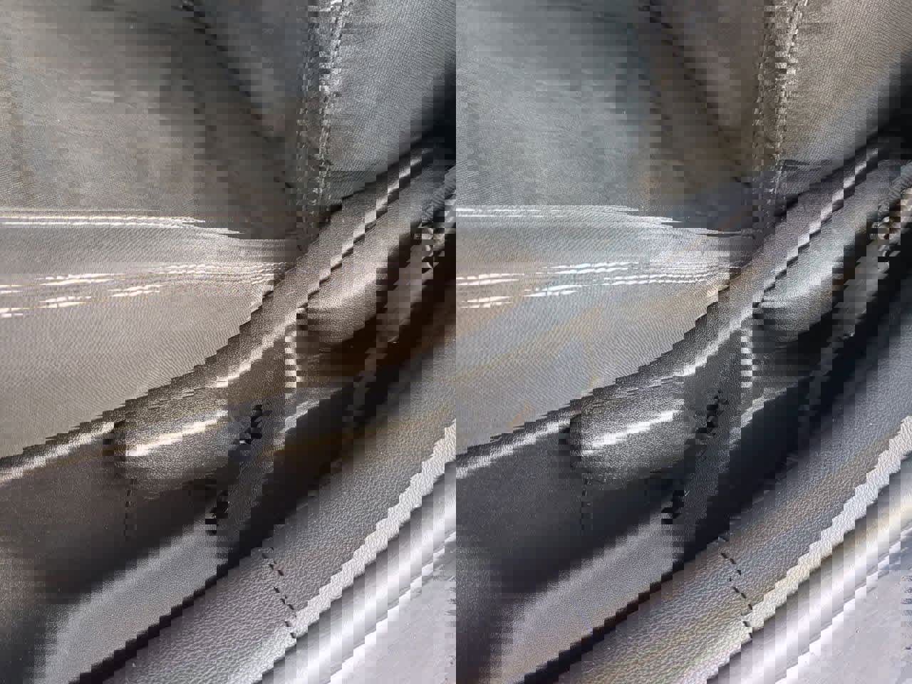 Used 2018 Ford Mustang Coupe image 16