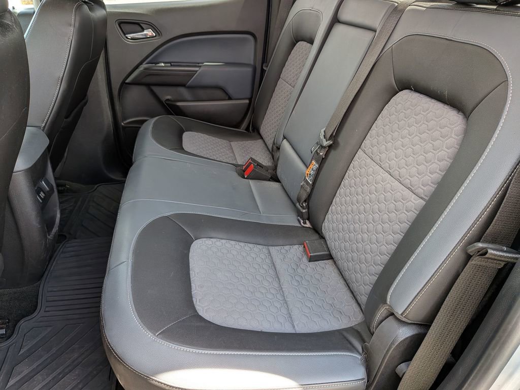 Used 2015 Chevrolet Colorado Z71 AWD/4WD image 24