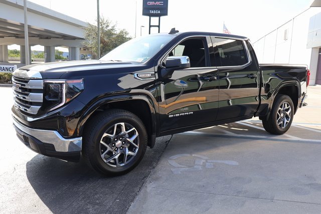 New 2025 GMC Sierra 1500 SLE w/ Preferred Package image 3