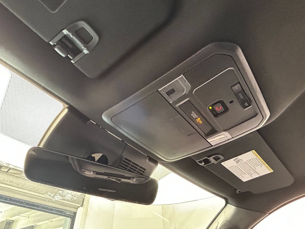 Used 2025 Toyota Tacoma SR5 RWD image 39