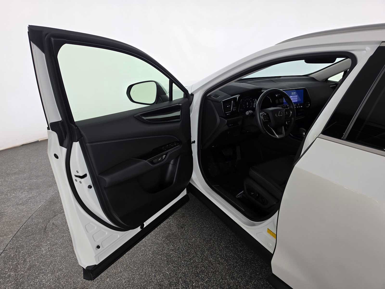 Certified 2025 Lexus NX 250 FWD image 19