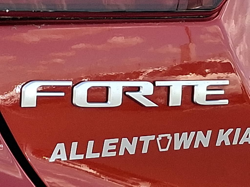 Certified 2023 Kia Forte GT-Line w/ GT-Line Technology Package FWD image 29