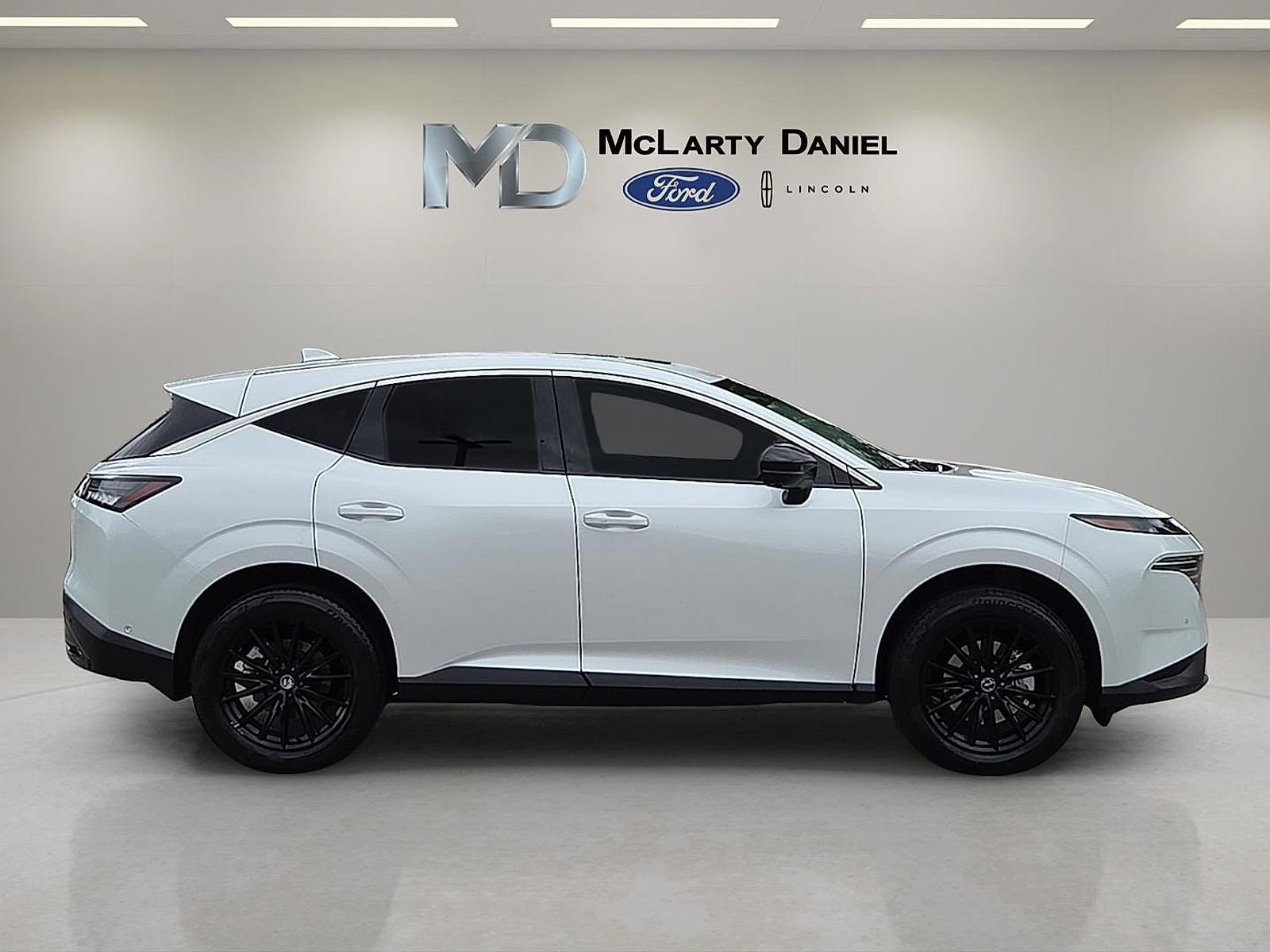 Used 2025 Nissan Murano SL AWD/4WD image 6