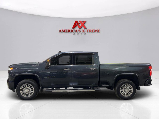Used 2020 Chevrolet Silverado 2500 High Country w/ Technology Package AWD/4WD image 3