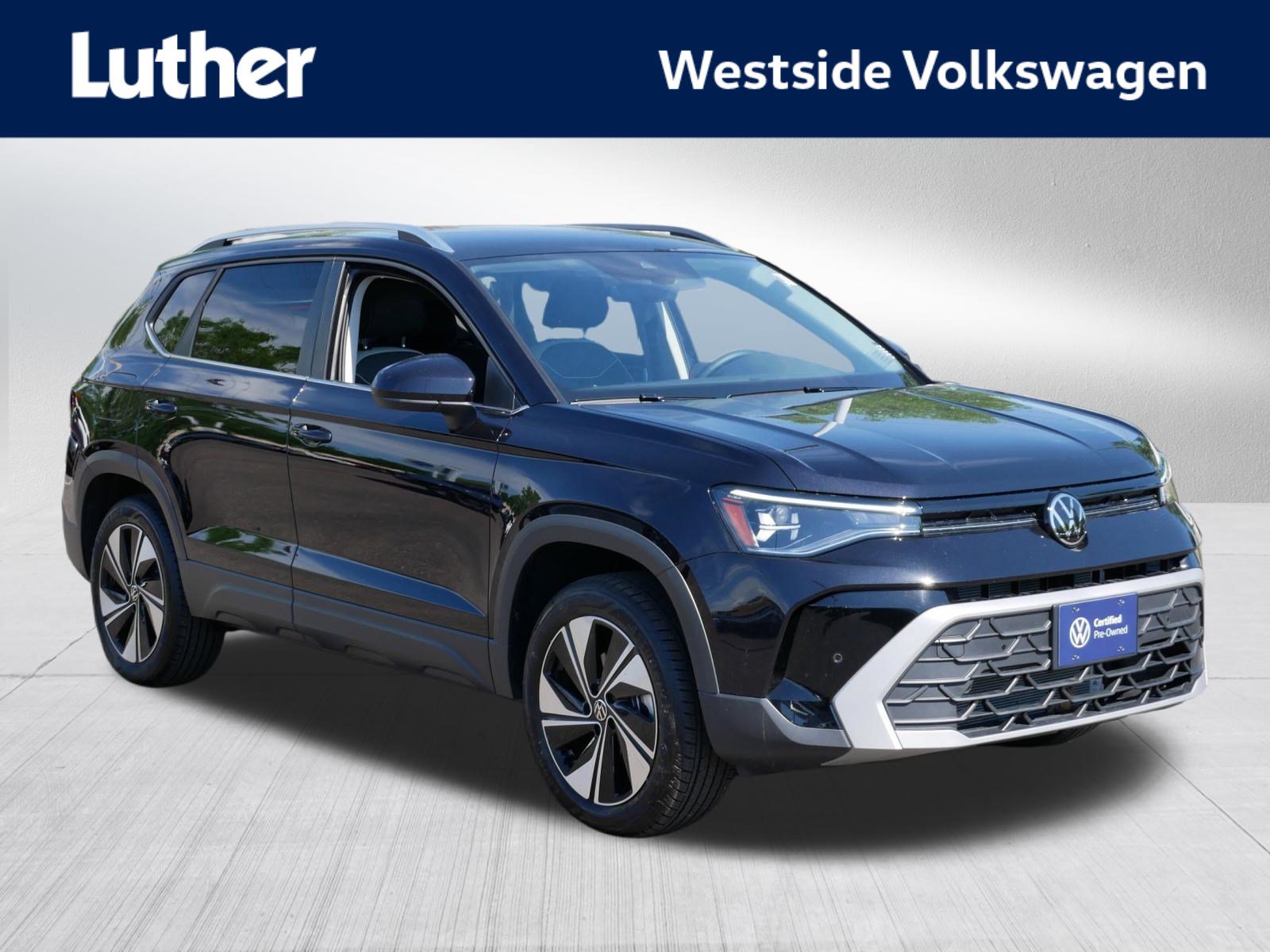 Certified 2025 Volkswagen Taos SE AWD/4WD image 1