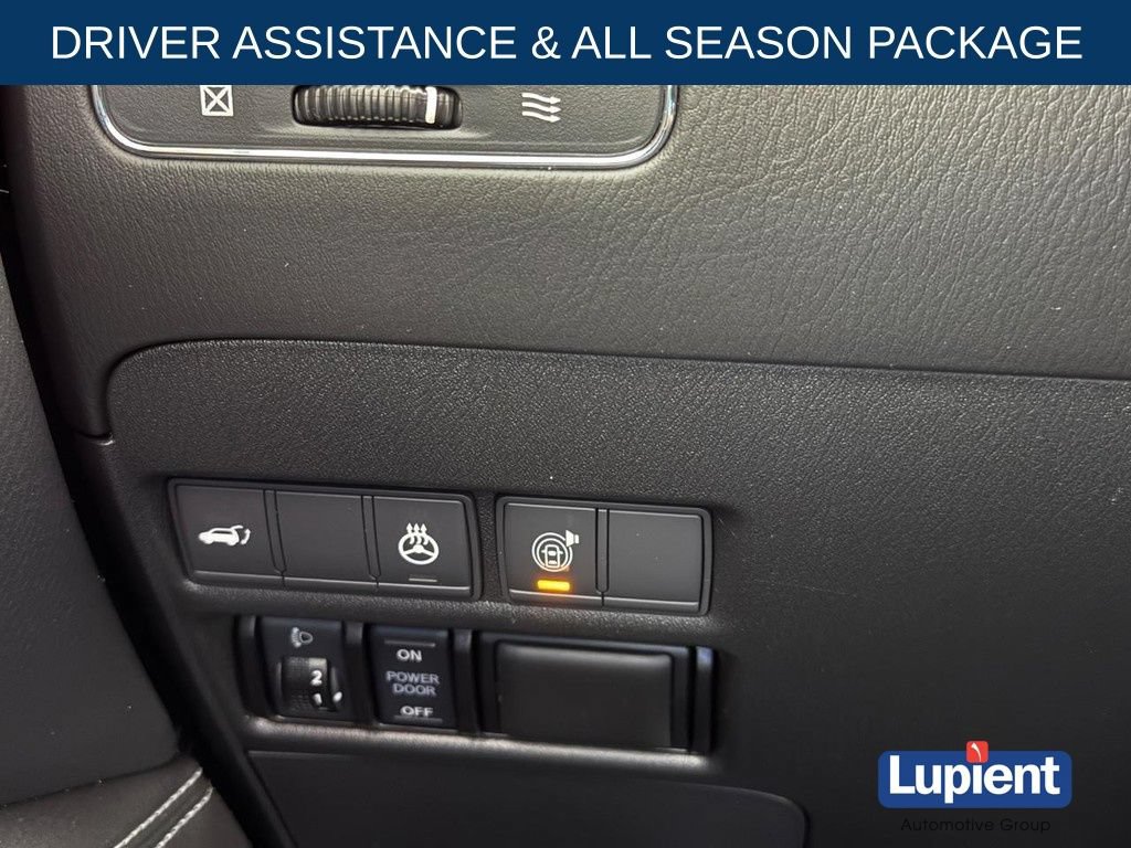 Used 2018 INFINITI QX80 4WD w/ Driver Assistance Package image 32