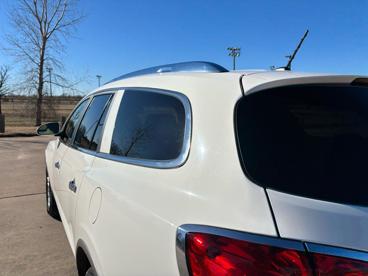 Used 2012 Buick Enclave Leather image 8