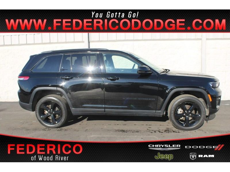 Used 2023 Jeep Grand Cherokee Altitude