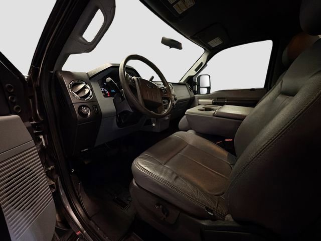 Used 2014 Ford F250 XLT w/ Snow Plow Prep Package image 18