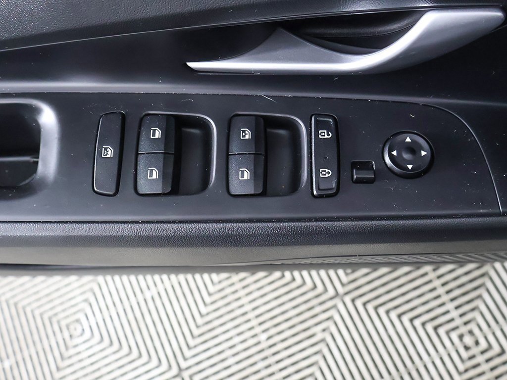 Used 2023 Hyundai Elantra Blue w/ Winter Weather Package image 35