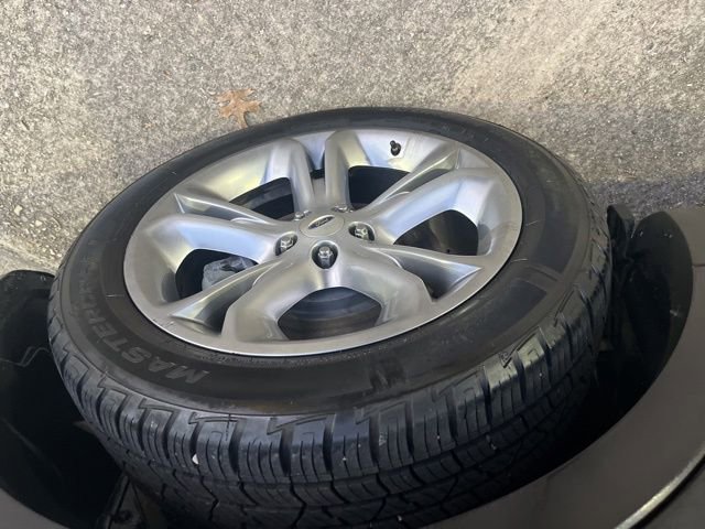 Used 2015 Ford Explorer Limited image 26