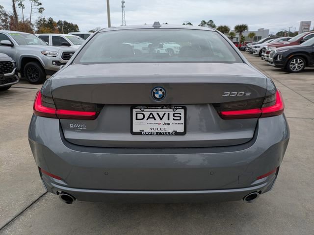 Used 2024 BMW 330e image 5