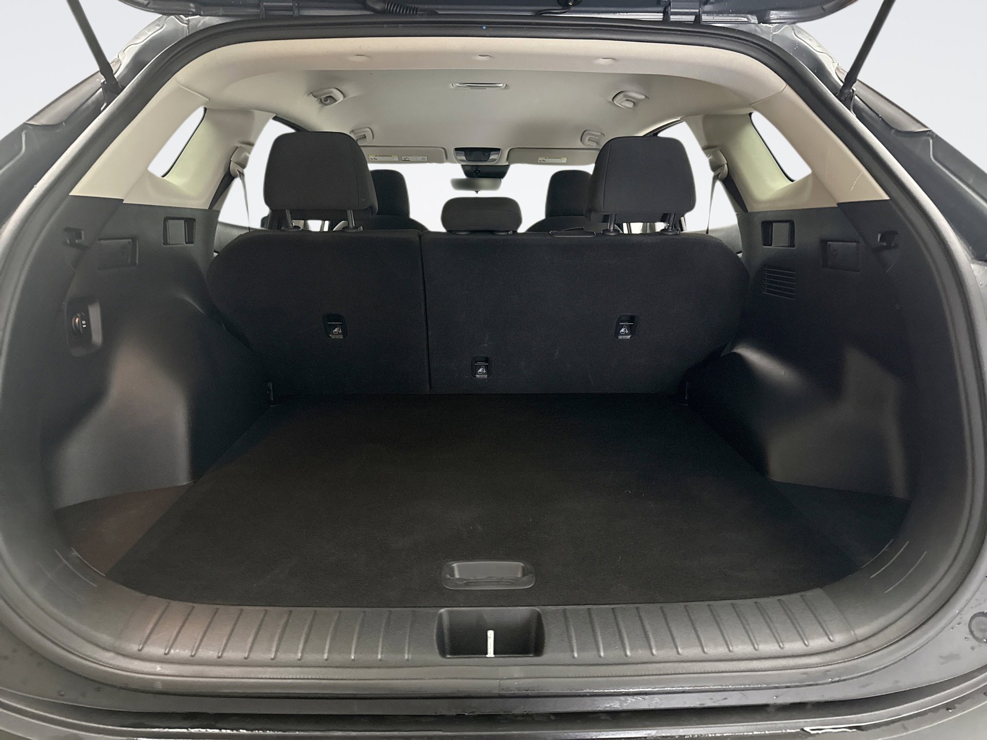 Used 2023 Kia Sportage LX image 18