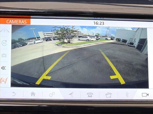 Used 2020 Land Rover Discovery Sport S R-Dynamic AWD/4WD image 16