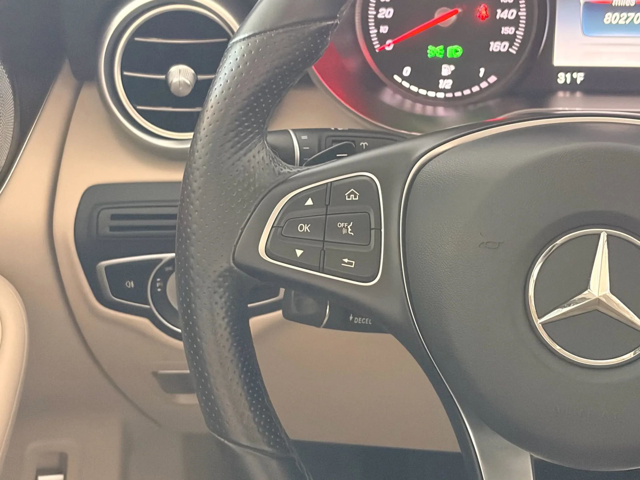 Used 2019 Mercedes-Benz GLC 300 4MATIC image 31