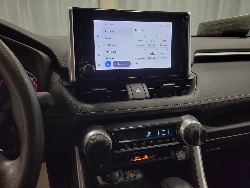 Used 2023 Toyota RAV4 LE image 14