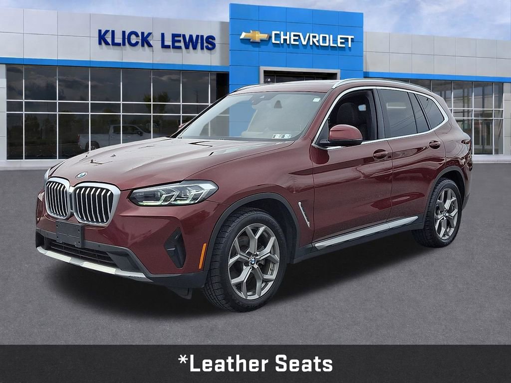 Used 2023 BMW X3 xDrive30i w/ Premium Package image 3
