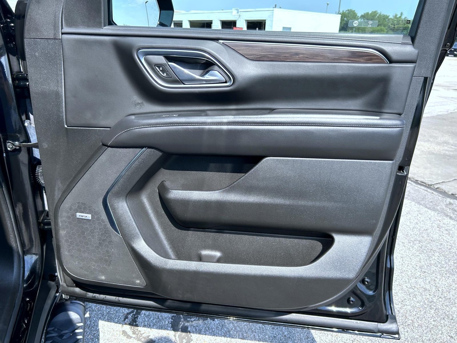 Certified 2021 Chevrolet Suburban Z71 w/ Rear Media and Nav Package AWD/4WD image 16