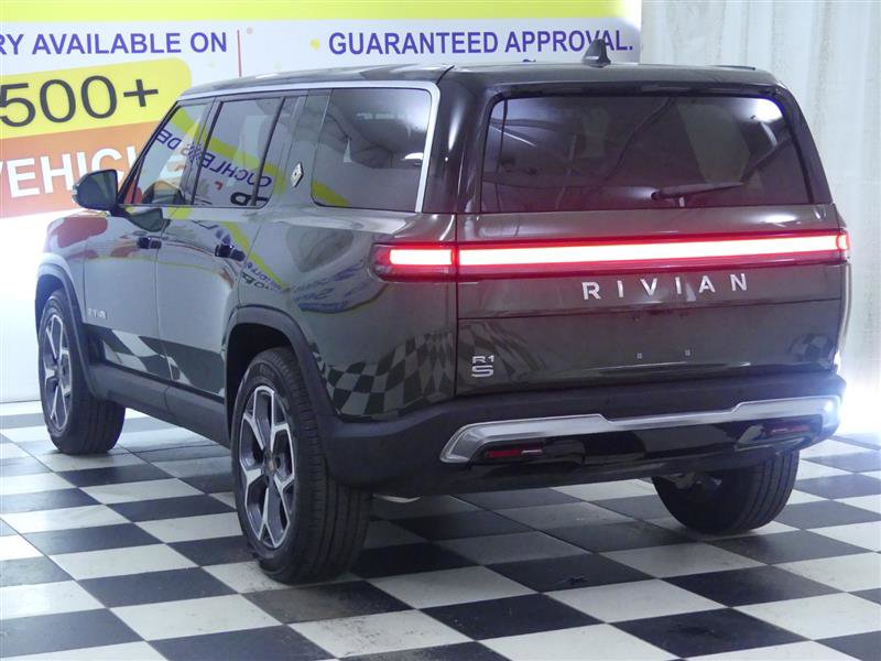 Used 2024 Rivian R1T Adventure image 5