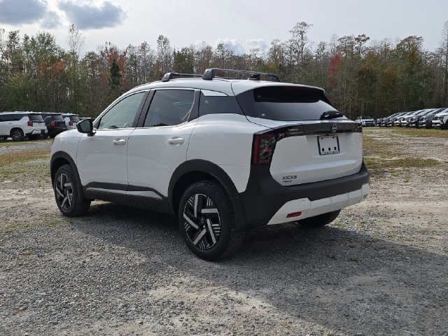 New 2026 Nissan Kicks SV w/ SV Premium Package FWD image 6