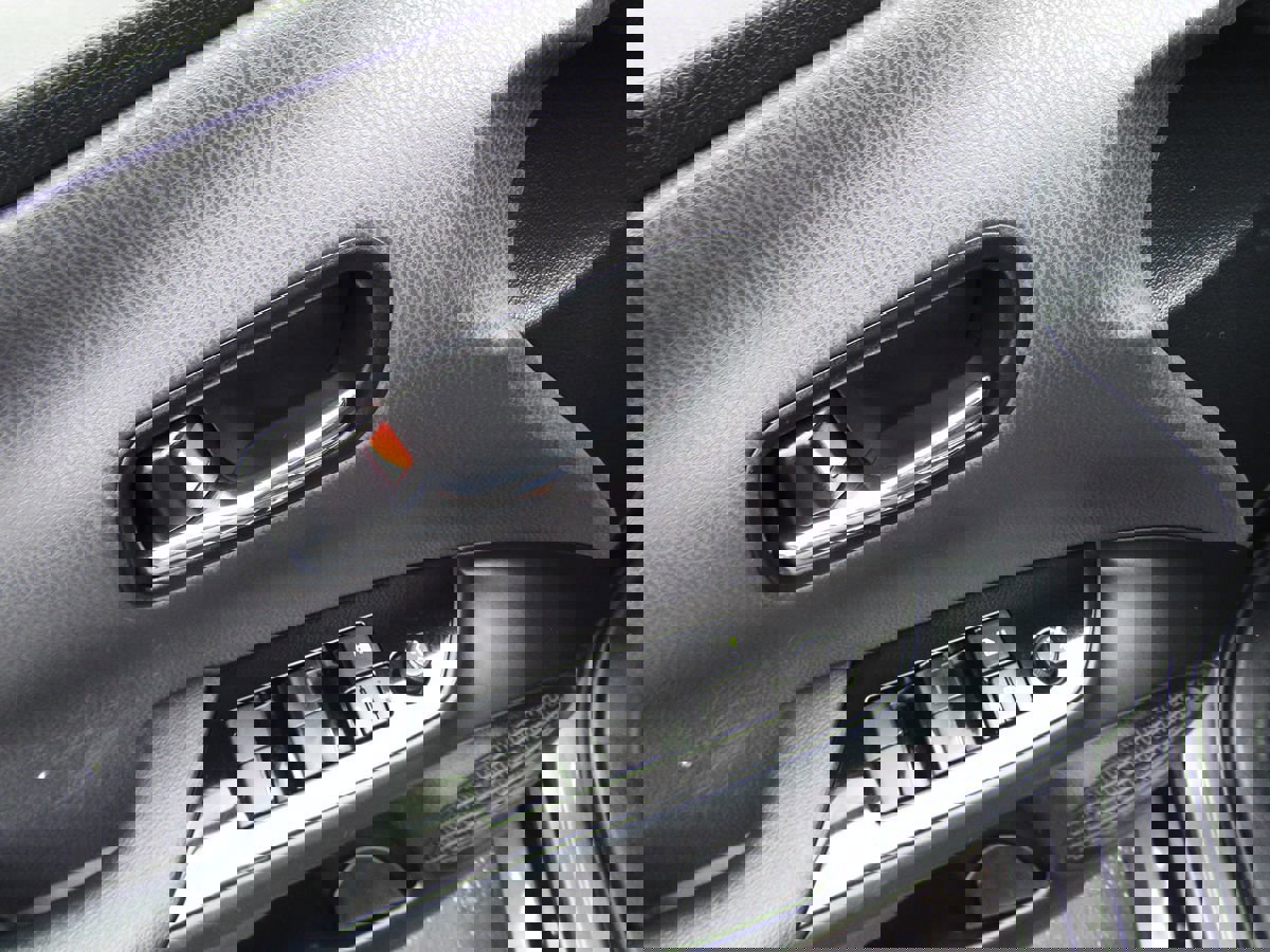 Used 2022 Toyota Prius LE image 23