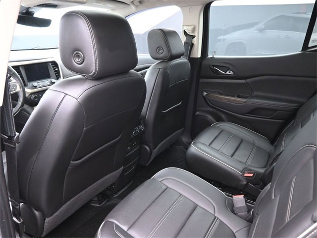 Used 2021 GMC Acadia Denali w/ Denali Technology Package image 12