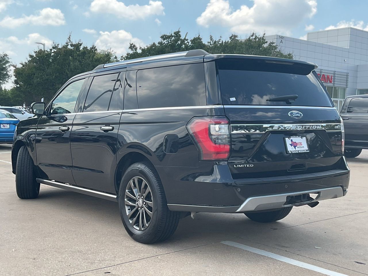 Used 2021 Ford Expedition Max Limited AWD/4WD image 6